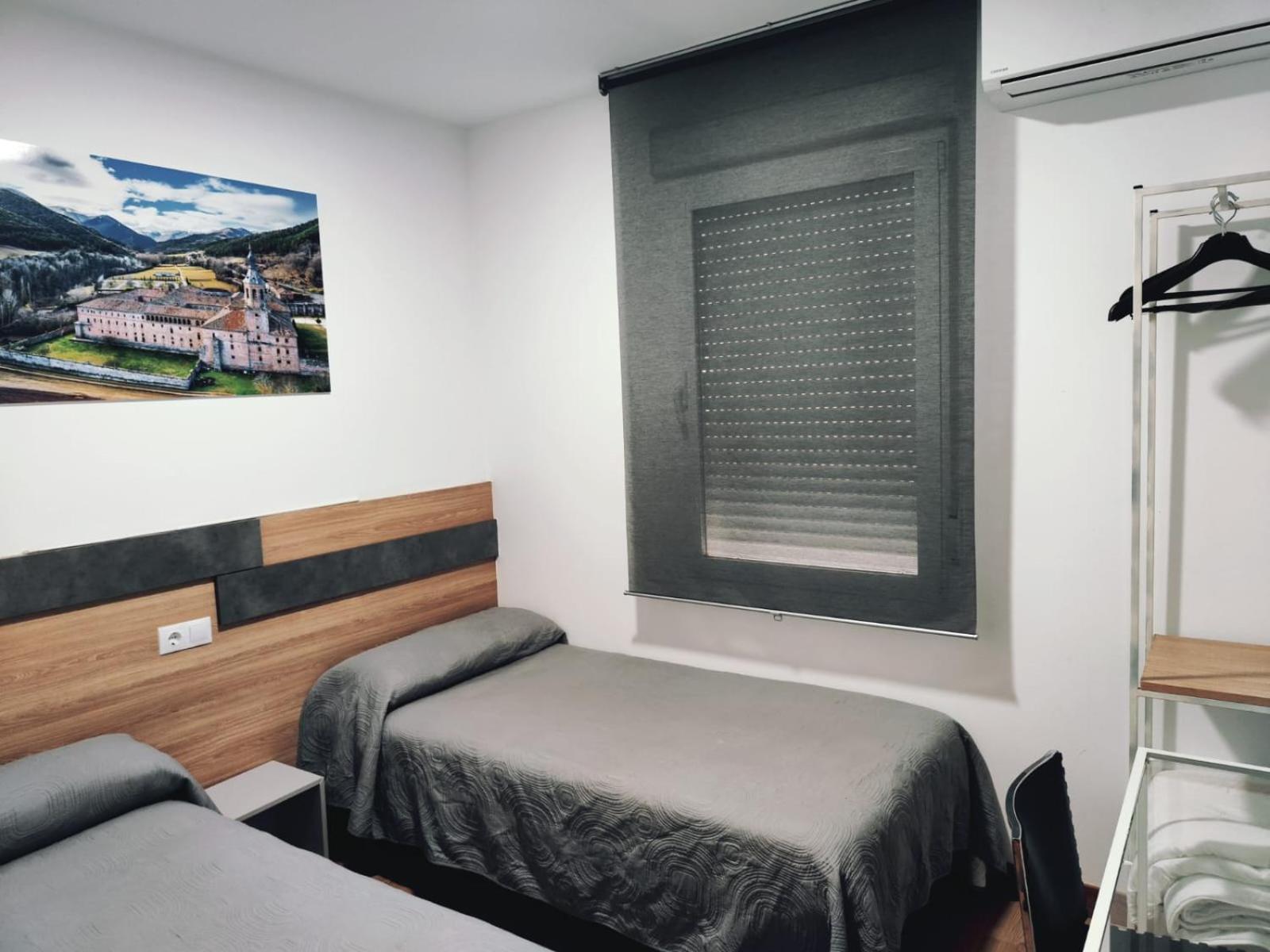 לוגרוניו Hostal Rioja Condestable מראה חיצוני תמונה