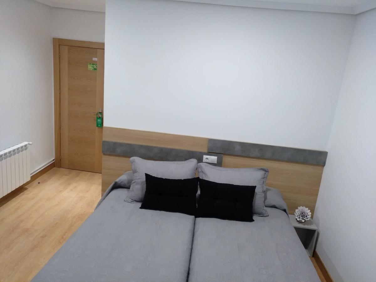 לוגרוניו Hostal Rioja Condestable מראה חיצוני תמונה